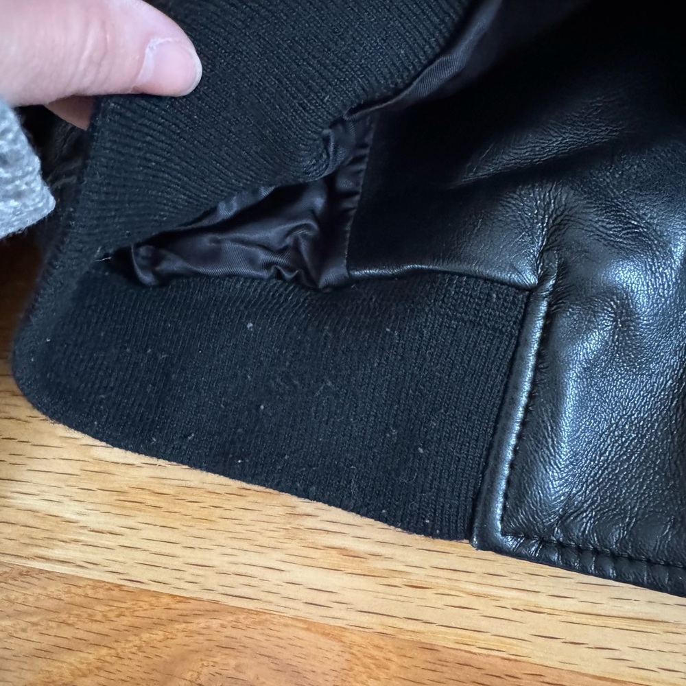 Aritzia Black Vegan Leather Synergy Bomber Jacket CURRENT XS - Picture 7 of 7
